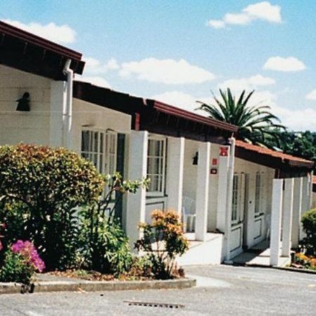 Browns Bay Olive Tree Motel & Apartment Okura Bush Экстерьер фото